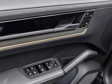 Porsche Cayenne III S E-Hybrid Coupé — photo 22
