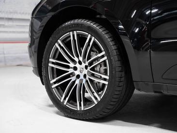 Porsche Macan S — photo 10