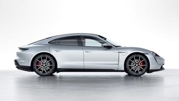 Porsche Taycan 4S — photo 6