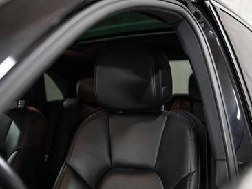 Porsche Macan S — photo 35