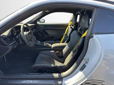 Porsche 992 I GT3 RS — photo 9