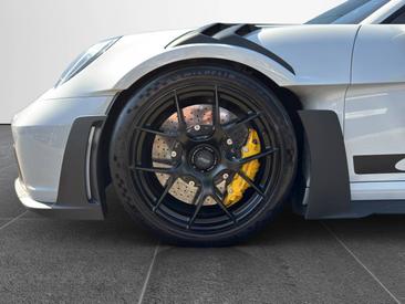 Porsche 992 I GT3 RS — photo 22