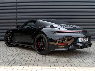 Porsche 992 II Targa 4 GTS — photo 3