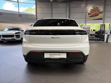 Porsche Macan Electrique 4 — photo 4