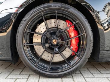 Porsche 992 II Targa 4 GTS — photo 23