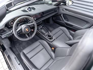 Porsche 992 II Targa 4 GTS — photo 26
