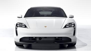 Porsche Taycan 4S — photo 8