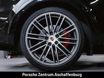 Porsche Cayenne III GTS — photo 11
