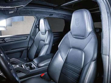 Porsche Cayenne III GTS — photo 15