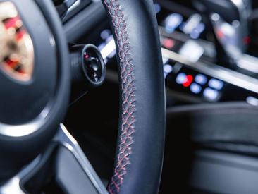Porsche Cayenne III GTS — photo 17