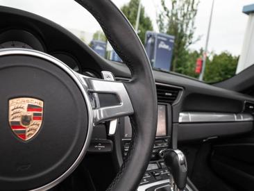 Porsche 991 I Carrera 4S Cabriolet — photo 32