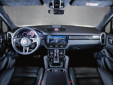 Porsche Cayenne III GTS — photo 18