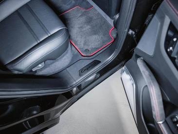 Porsche Cayenne III GTS — photo 29