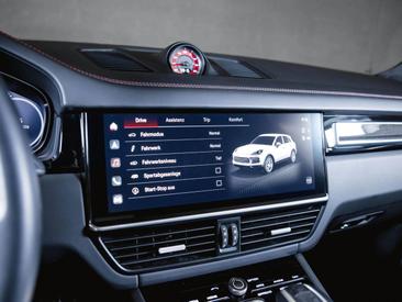 Porsche Cayenne III GTS — photo 36