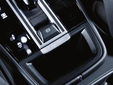 Porsche Cayenne III GTS — photo 41