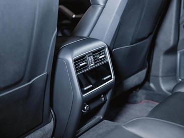 Porsche Cayenne III GTS — photo 46