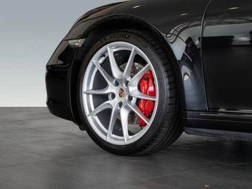 Porsche 991 I Carrera 4S — photo 7