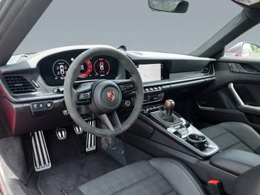 Porsche 992 II Carrera T — photo 14