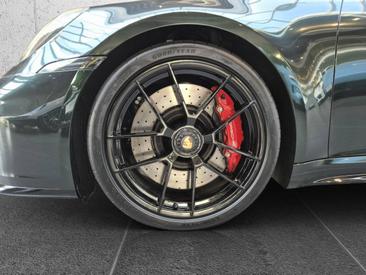 Porsche 992 II Carrera GTS — photo 9
