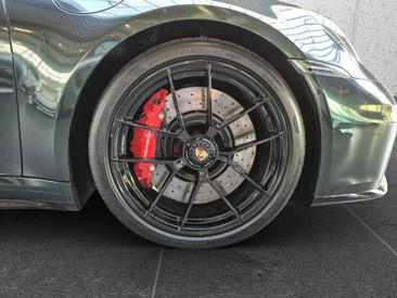Porsche 992 II Carrera GTS — photo 10