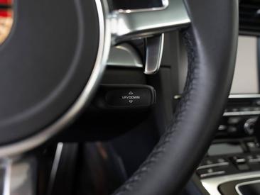 Porsche 991 I Carrera 4S — photo 22