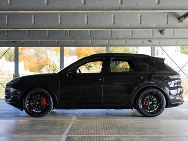 Porsche Cayenne III GTS — photo 7