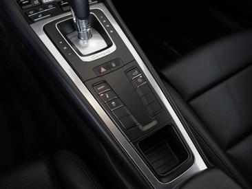Porsche 991 I Carrera 4S — photo 24