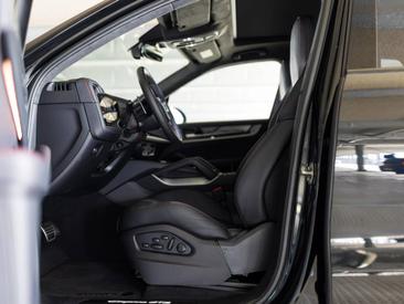 Porsche Cayenne III GTS — photo 15