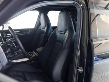 Porsche Cayenne III GTS — photo 20