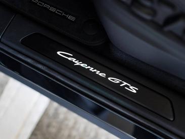 Porsche Cayenne III GTS — photo 26