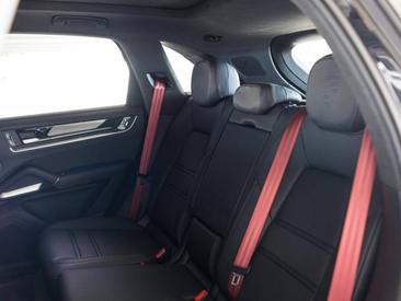 Porsche Cayenne III GTS — photo 30