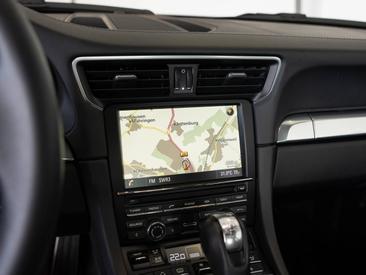 Porsche 991 I Carrera 4S — photo 29