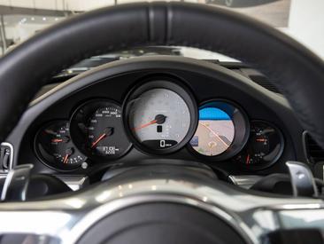 Porsche 991 I Carrera 4S — photo 31