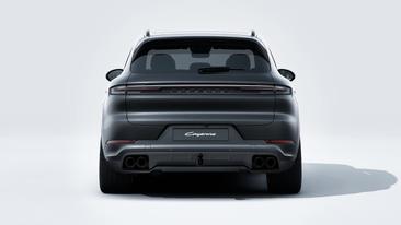 Porsche Cayenne III E-Hybrid Black Edition — photo 7