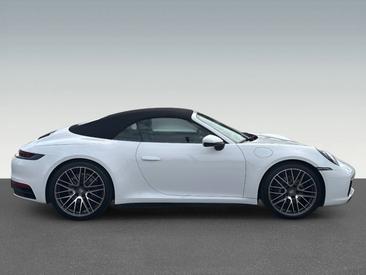 Porsche 992 I Carrera Cabriolet — photo 6