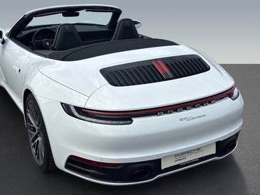 Porsche 992 I Carrera Cabriolet — photo 14