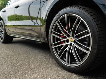 Porsche Macan GTS — photo 4