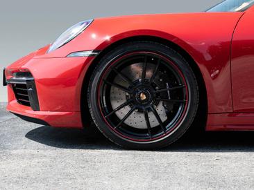 Porsche 992 I Turbo S Cabriolet — photo 5