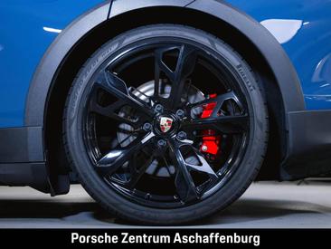 Porsche Taycan 4S Cross Turismo — photo 11