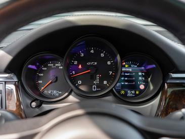 Porsche Macan GTS — photo 8