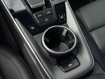 Porsche 992 I Carrera Cabriolet — photo 23