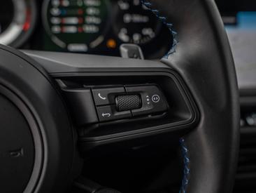 Porsche 992 I GT3 Mit Touring-Paket — photo 23