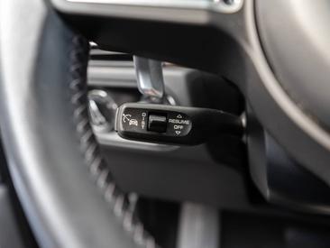 Porsche Macan GTS — photo 14