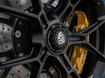 Porsche 992 I GT3 Mit Touring-Paket — photo 27