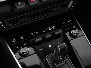 Porsche 992 I Turbo S Cabriolet — photo 25