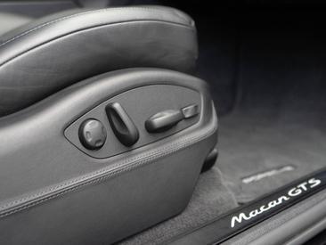 Porsche Macan GTS — photo 24