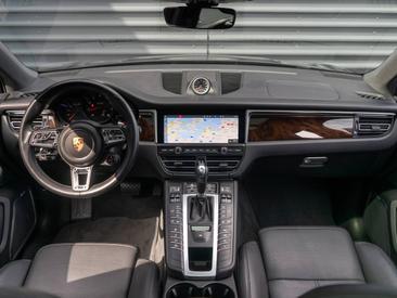 Porsche Macan GTS — photo 26