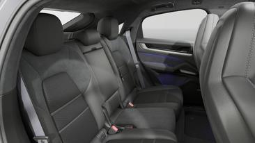 Porsche Cayenne III GTS Coupé — photo 13