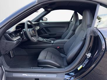 Porsche 992 II Carrera 4 GTS Cabriolet — photo 11