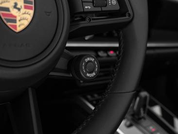 Porsche 992 I Turbo S Cabriolet — photo 36